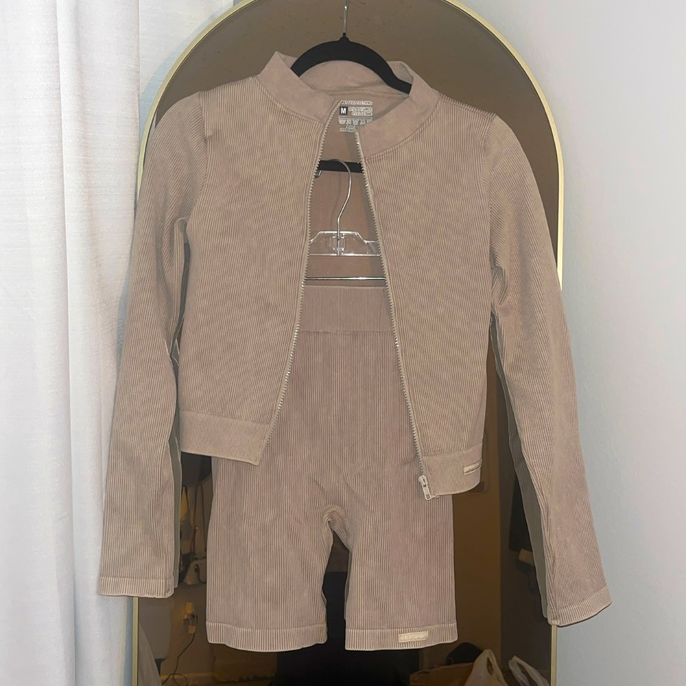 PrettyLittleThing Workout Set